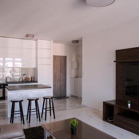 Apartment Klobucka Варшава Екстериор снимка