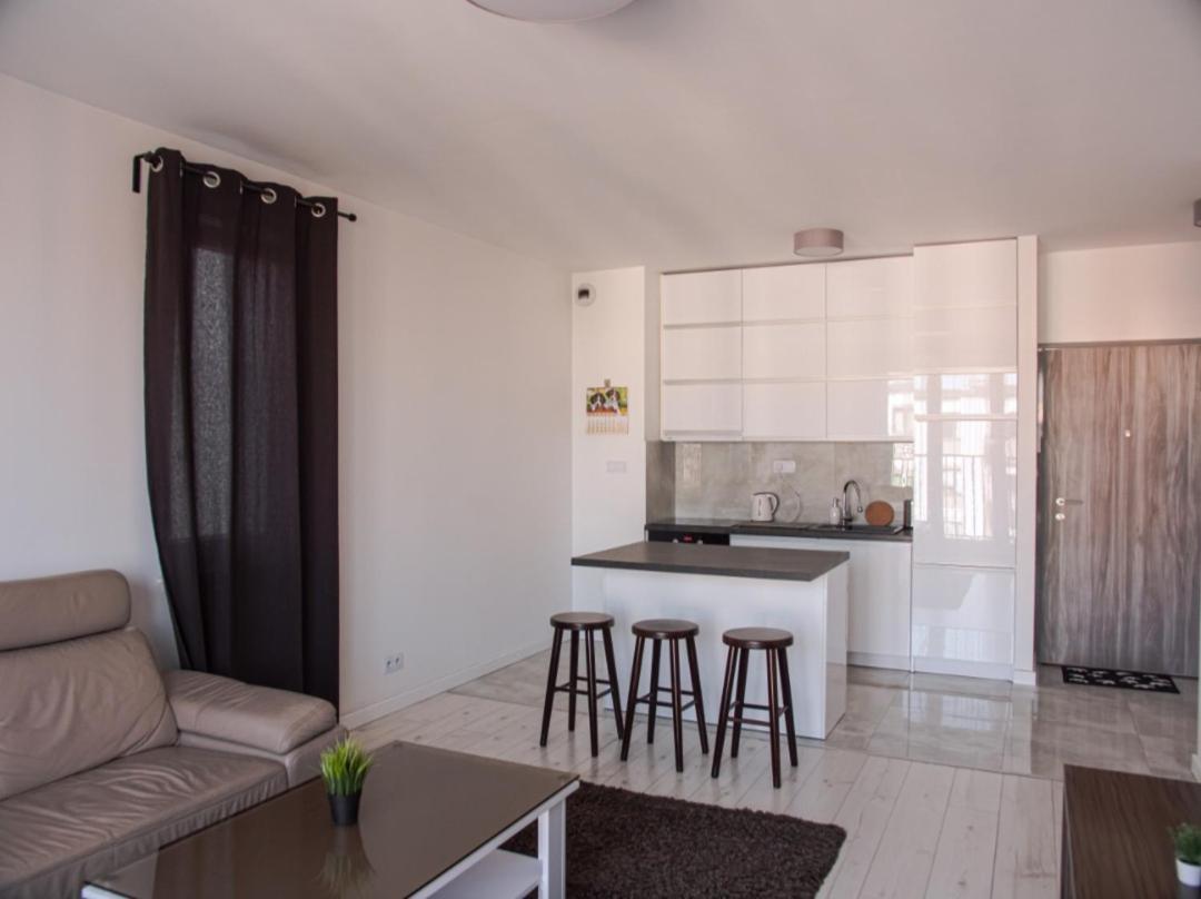 Apartment Klobucka Варшава Екстериор снимка